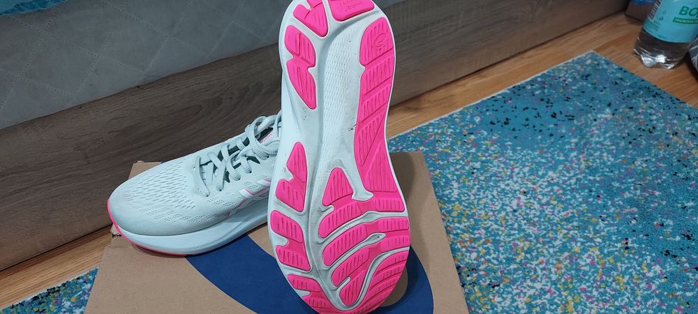 Дамски маратонки  ASICS GT-2000 12