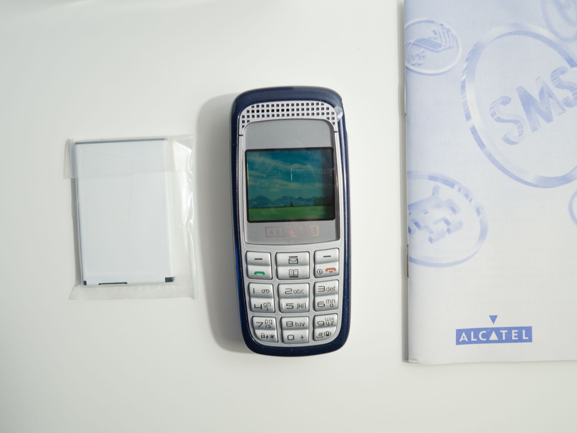 NOU - ALCATEL OT-157, neutilizat, folie pe ecran - DE COLECȚIE