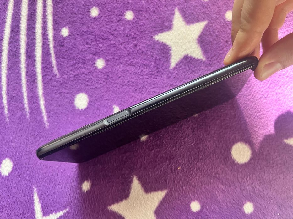 Oppo a54g,vând doar