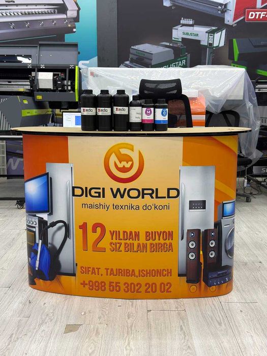 Promo stol magnitli konstruksiya reklama uchun