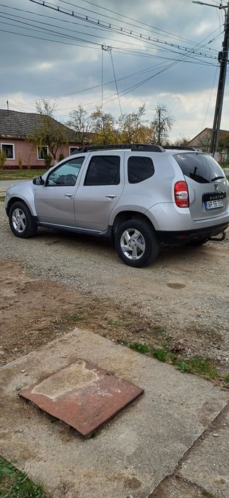 Vând Dacia Duster 4x4dci