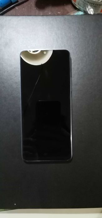 Redmi A3 – funcțional, ușor ciobit la colțuri