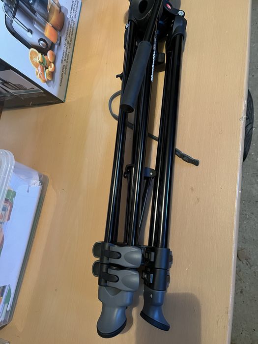 Trepied foto manfrotto mvt502am