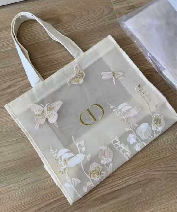 Голяма чанта Dior нова запечатана