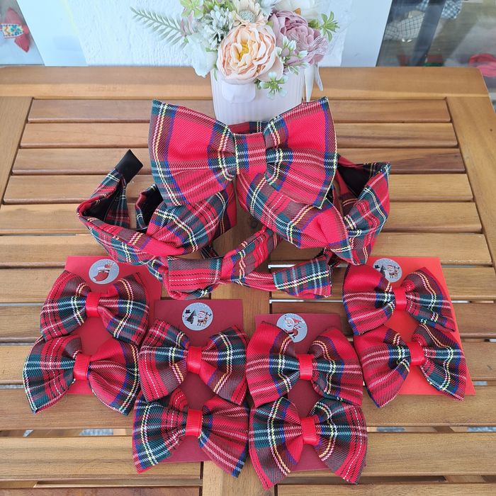 Аксесоари за коса в каре