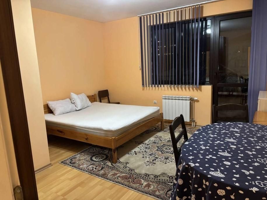 Дава се под наем Тристаен апартамент в София, Стрелбище - 120 кв.м за 750 € - Снимка #2