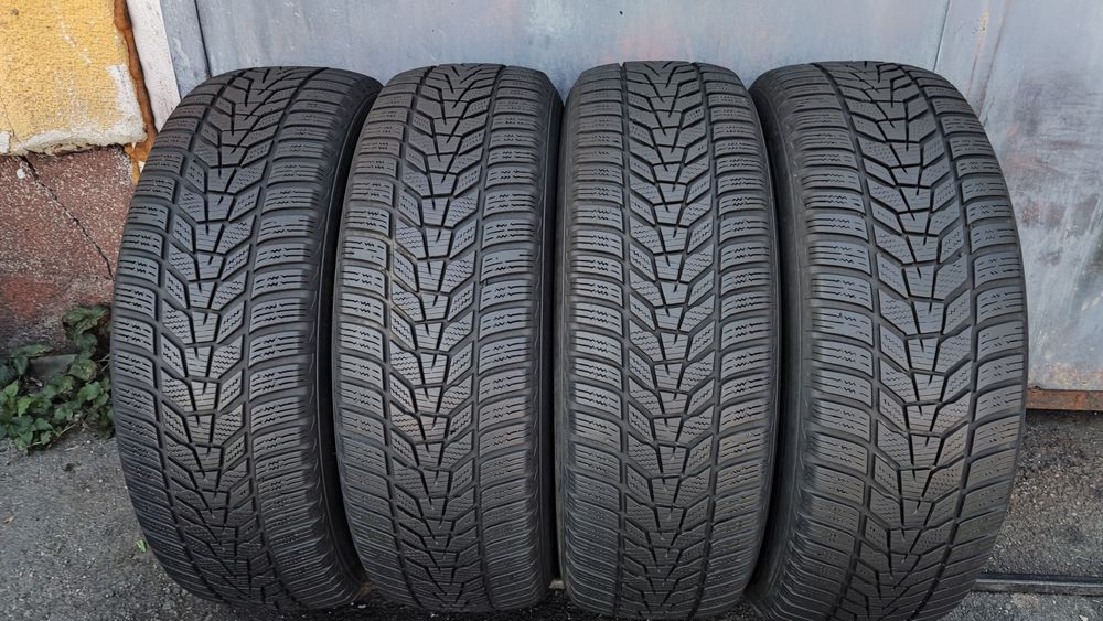 4бр зимни гуми 225/65/17 Hankook Winter I Cept Evo 3, SUV
dot22
6.5mm