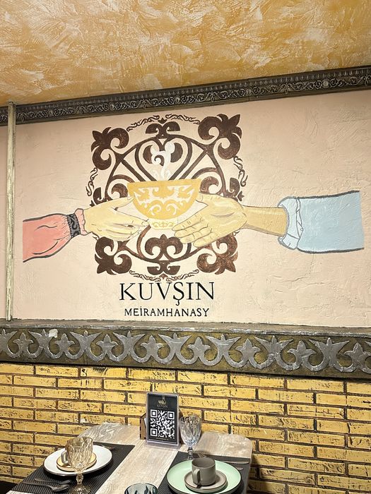 Стенаға сурет салу