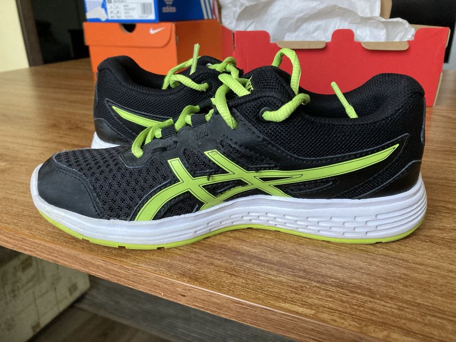 Детски оригинални маратонки Asics