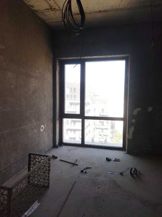 Продается 4-х  ком. коробка 210м2 Мирабад. посольство России [VS]