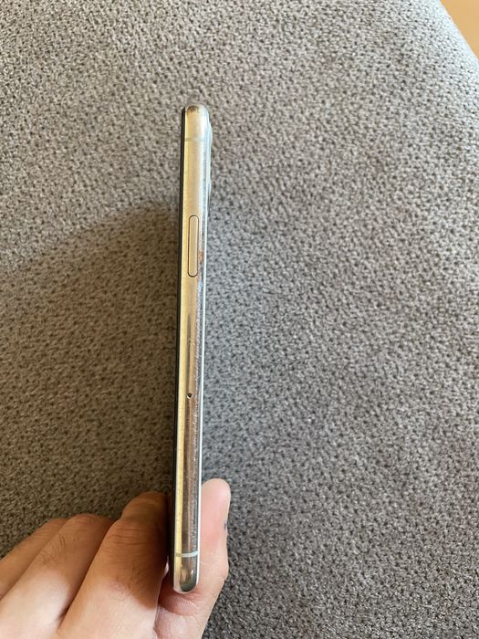 Vand iphone 11 pro defect 256 GB