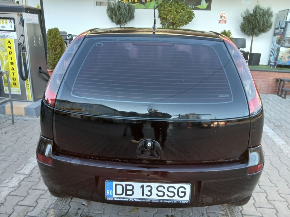 Opel Corsa 2003 Acte la zi