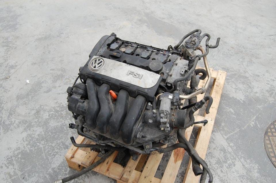 2.0 BLX BLR  Двигатель Volkswagen