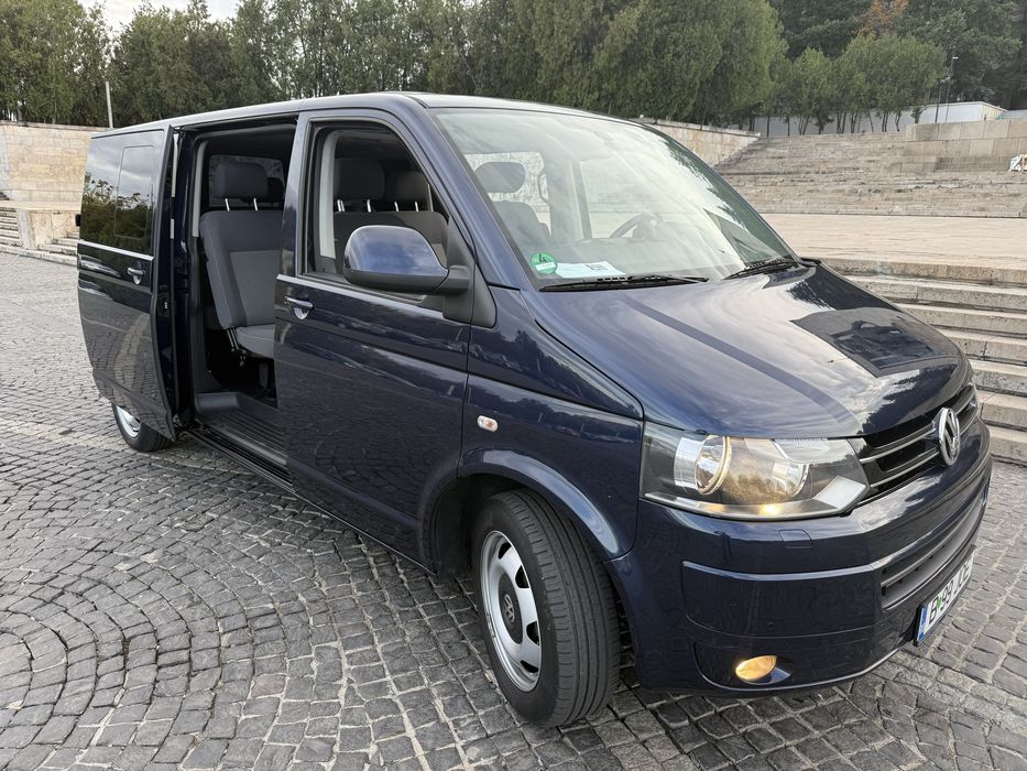 Vand VW CARAVELLE 7+1Locuri
