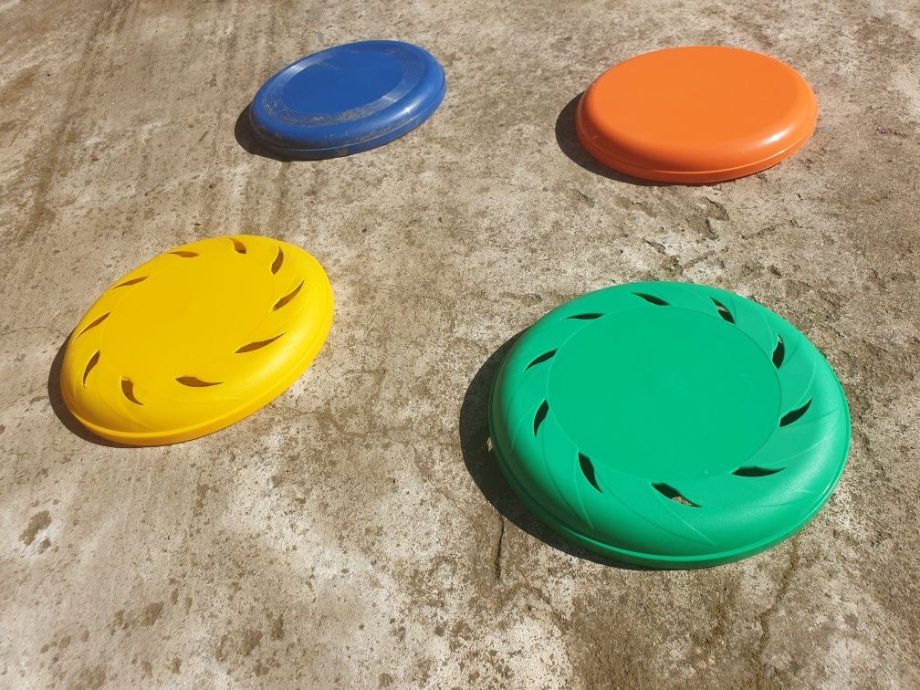 Frisbee/ disc reversibil pentru joca