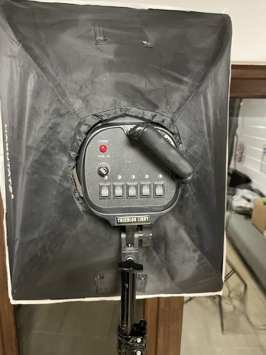 Kit softbox cu 9 becuri Hakutatz VL-9099