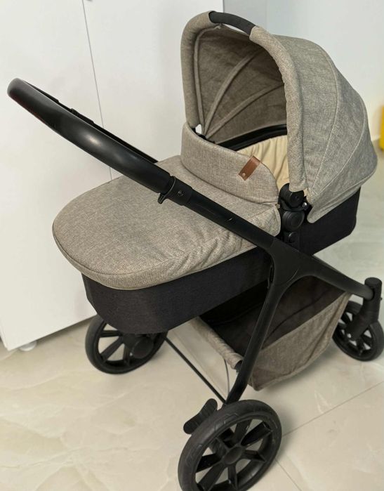 Vand carucior 2 în 1