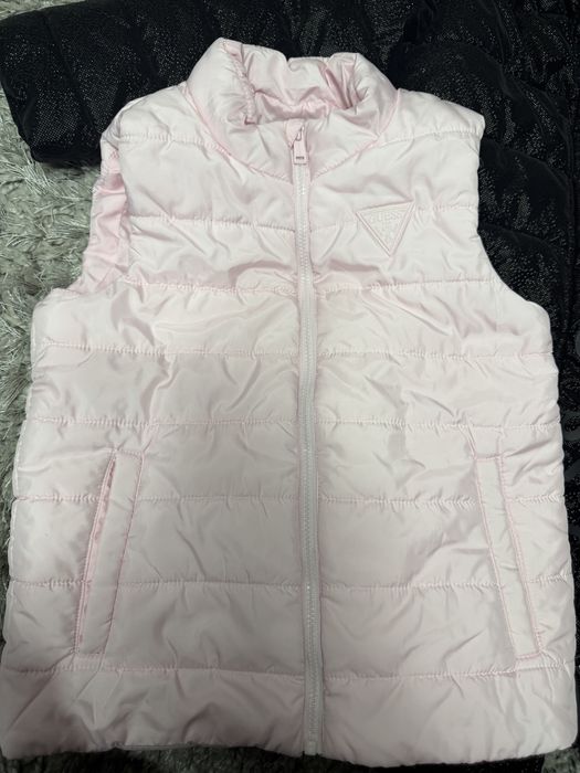 Guess Яке + 2 елека Guess за 6г