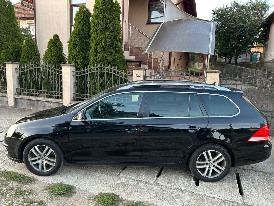 Vw Golf V SportLine Panoramic, 2009, 2.0 TDI, Carte Service, multe dot
