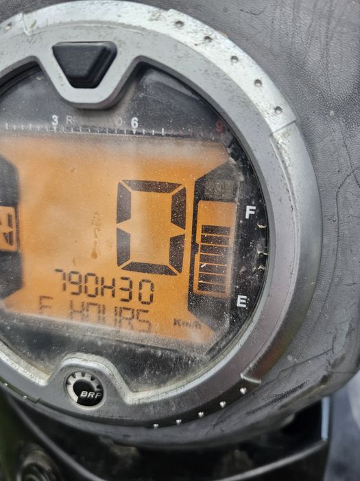 Vând ATV marca Can Am, OUTLANDER 400 ,model pe injecție .