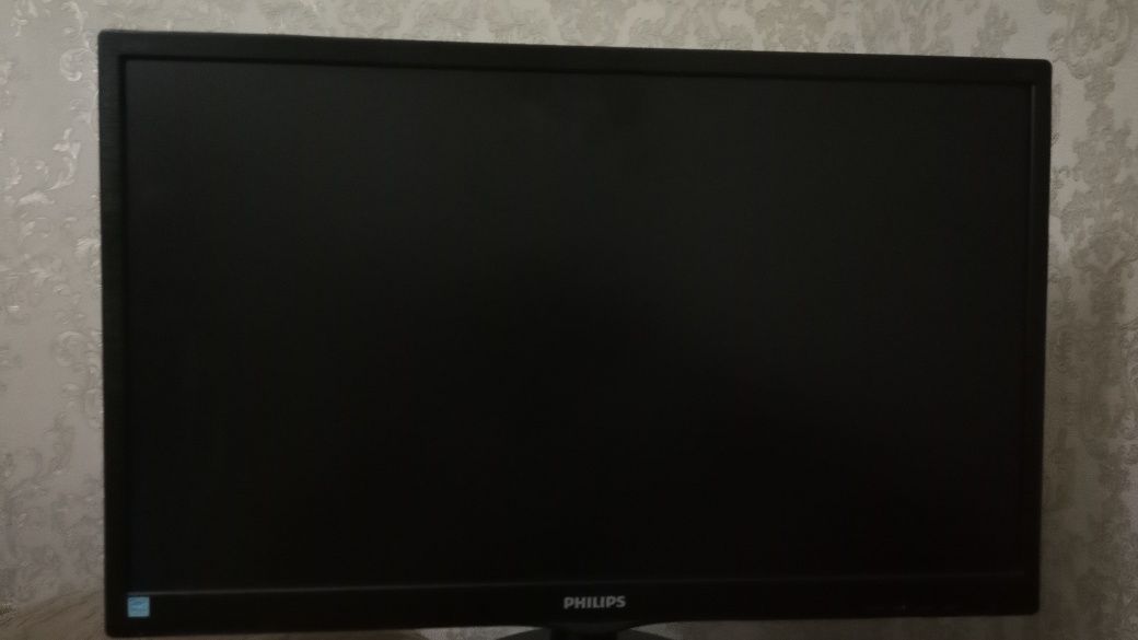 Монитор Philips в отличном состоянии