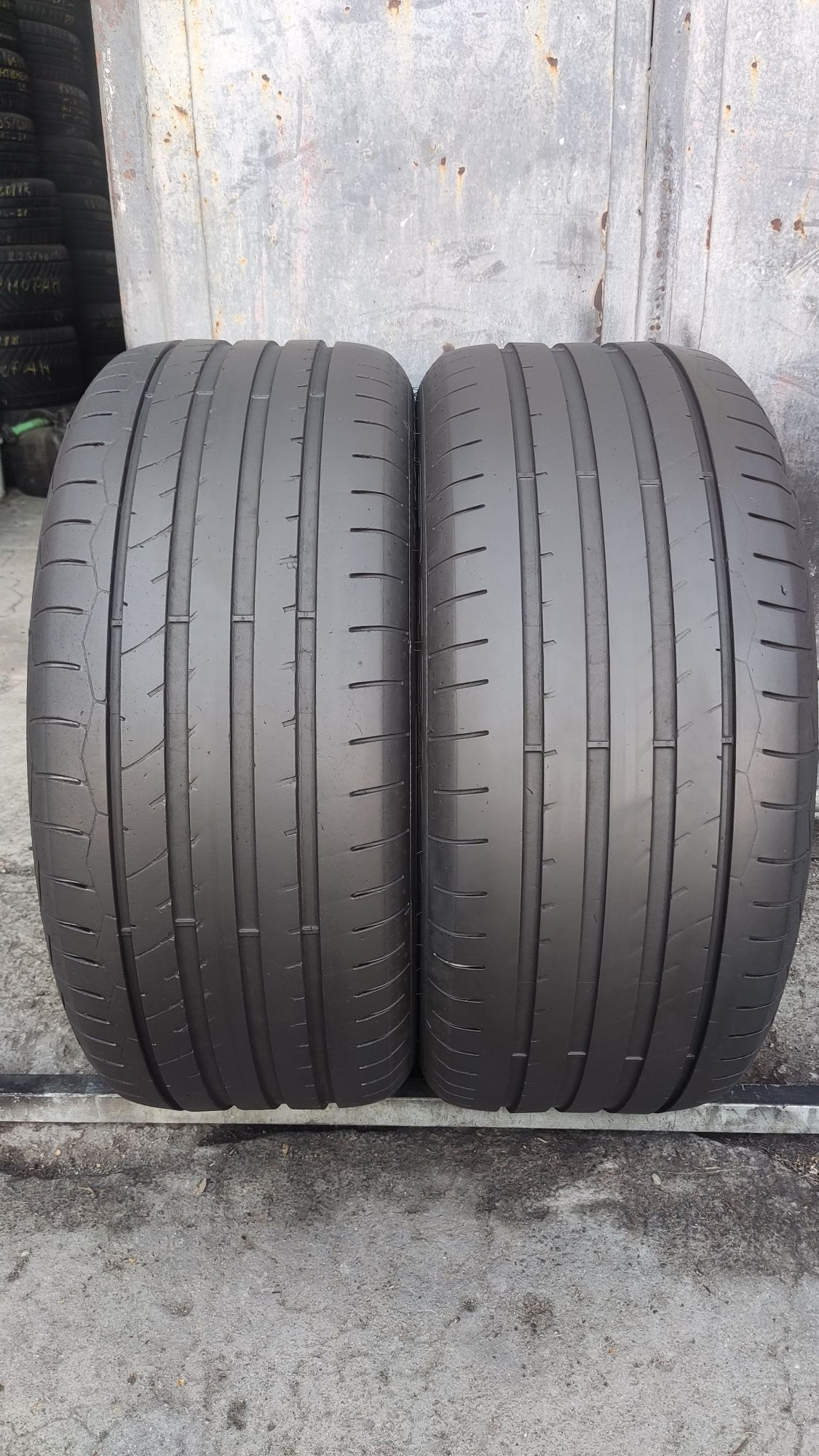 2бр. летни гуми 245/45/17 Debica Presto UHP2
dot21
6.6mm
Добро състоян