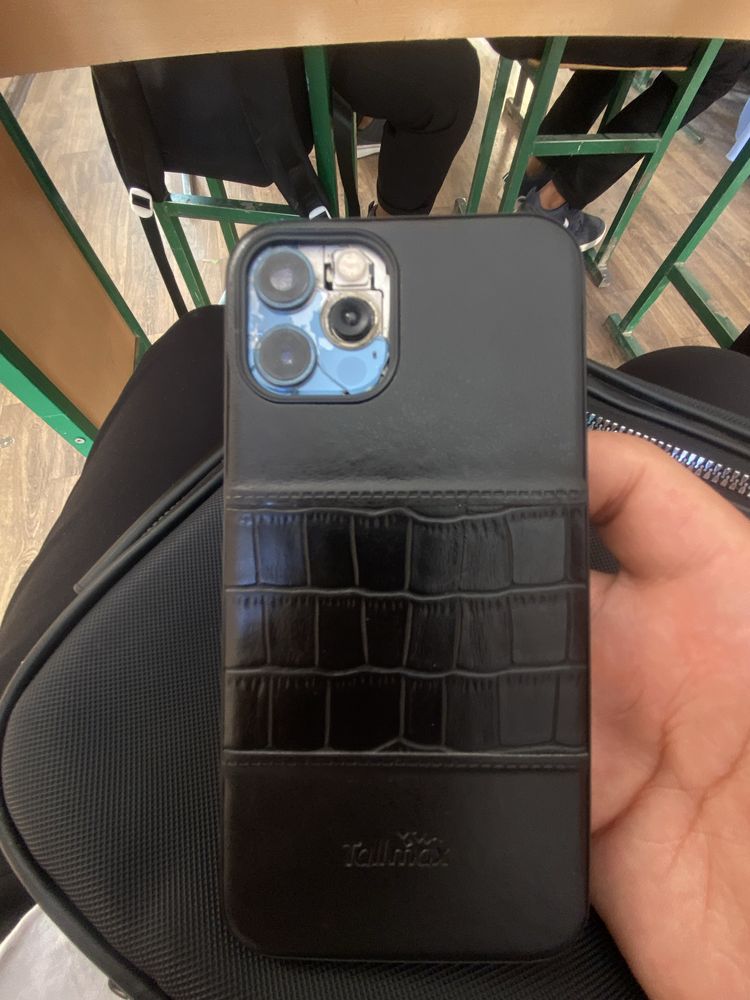 Iphone 12 pro 128 talk
