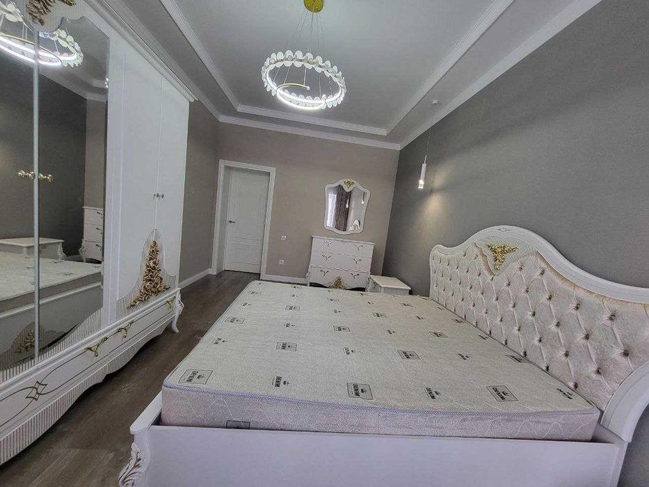 продам спальный гарнитур  "СТЕЛЛА"  производство Белоруссия