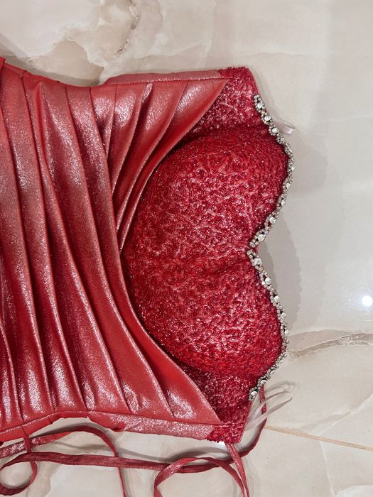 Бална рокля с воал