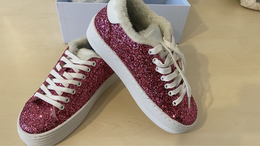 Sneakers  imblaniti originali Chiara Ferragni