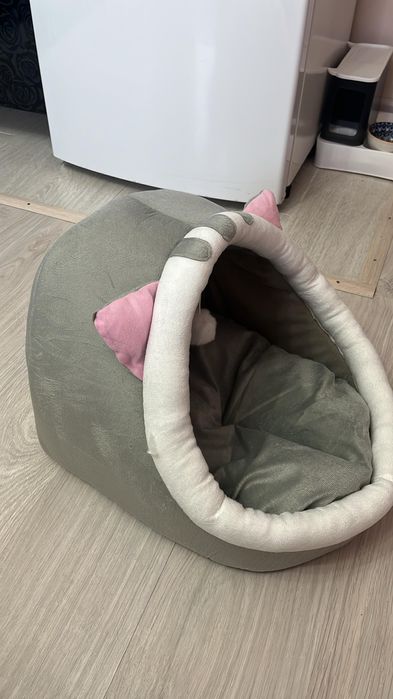 Лежанка для кошки