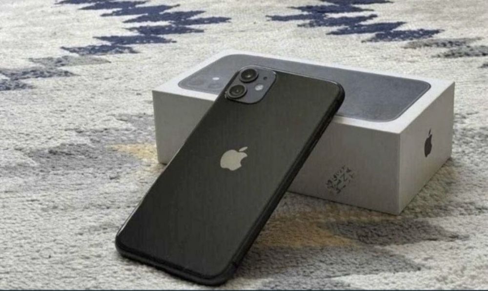 Iphone 11; Black; 64 GB; Impecabil