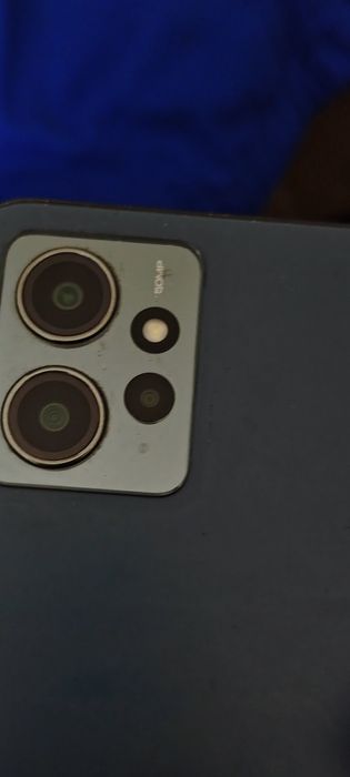 ОБМЕНЯЮ редми нот 12