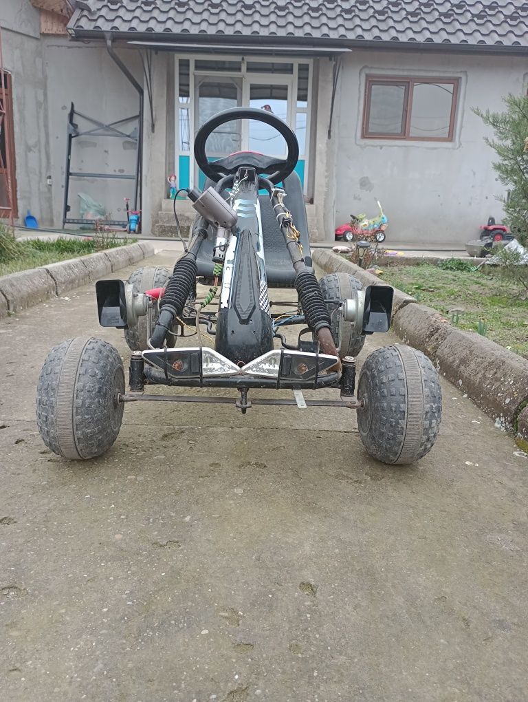Vând kart modificat electric