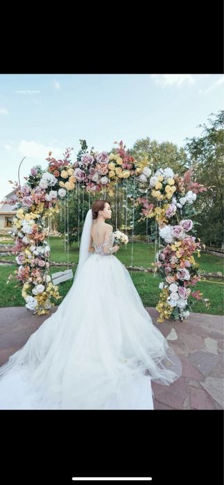 Свадебное платье Ivory