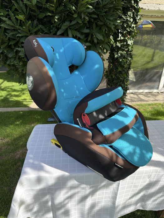 Детско столче за кола