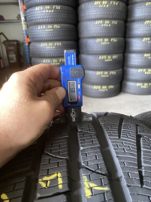Anvelope iarna 245/45/18 Pirelli Sottozero 3 RFT 245 45 18 R18