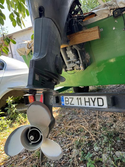 Barca Romcraft 510 motor Yamaha four stroke de 30 Cp