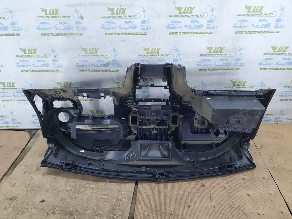 Plansa bord 681004784r Dacia Logan 2 [facelift] [2017 - 2020] MCV 1.0