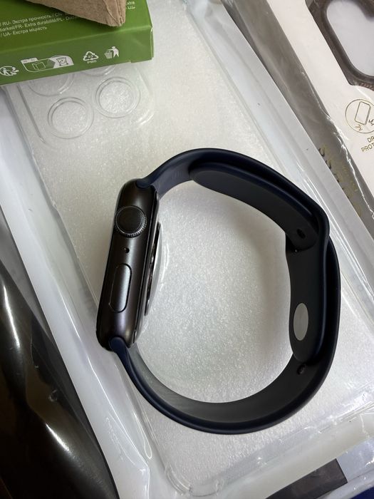 Apple watch series 5 за Части!