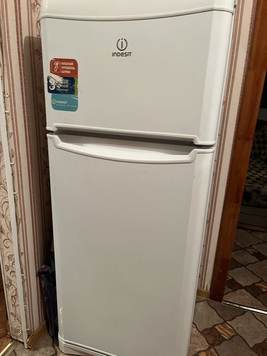 Холодильник на запчасти