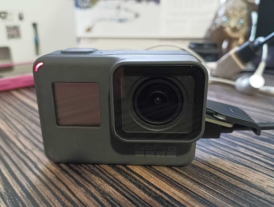 Екшън камера GoPro Hero 5 + Memory card 16GB