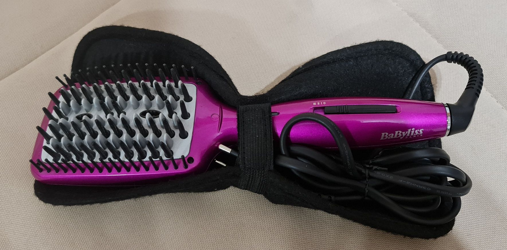 Perie de par electrica Babyliss cu functie de indreptare si ionizare