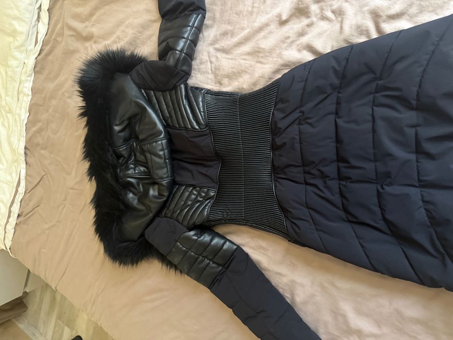 Яке Guess S размер уникат