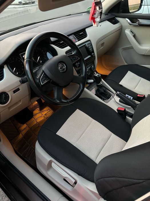 Skoda Octavia 3. 1.6 business
