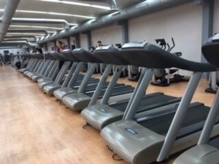 Depozit aparate fitness profesionale Technogym