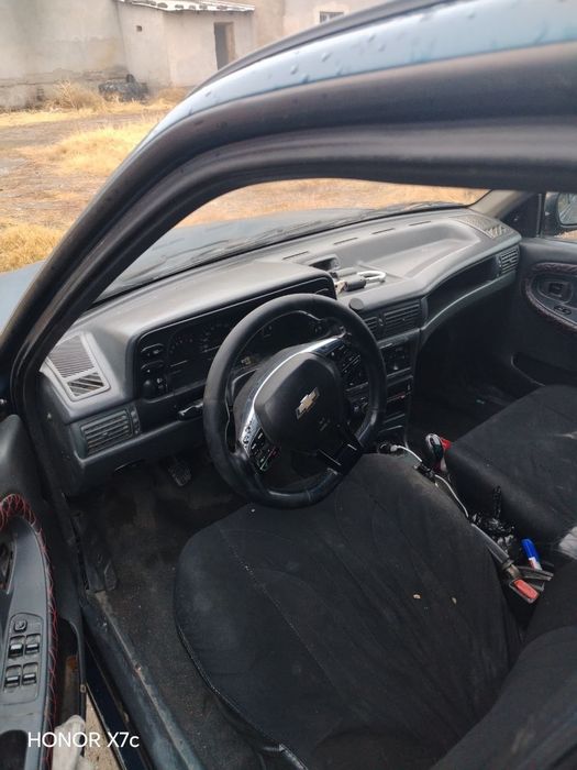 Nexia 1999 yil. Gazi bor