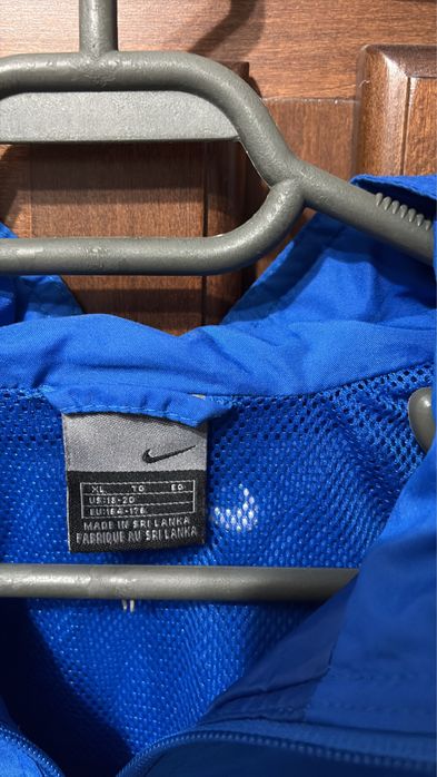 Geaca femei Nike