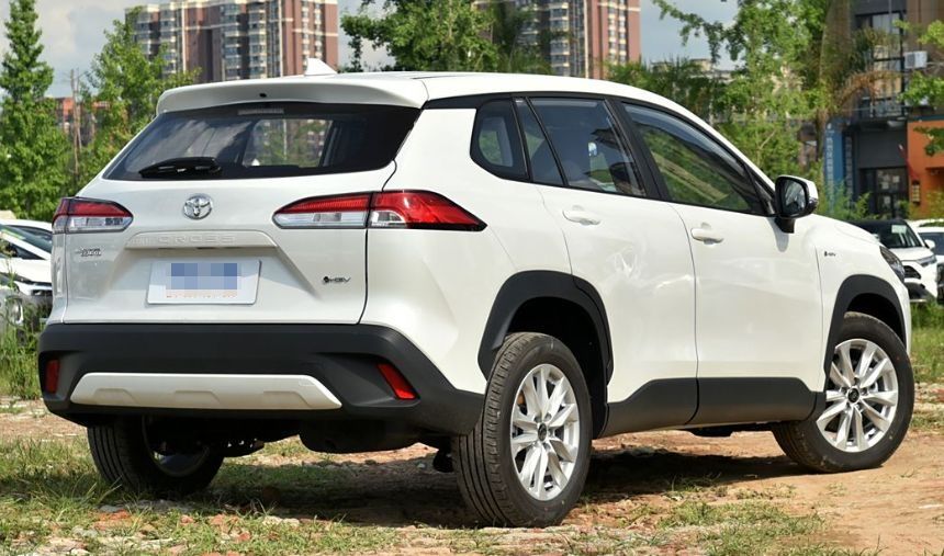 Toyota corolla cross hybrid 2025