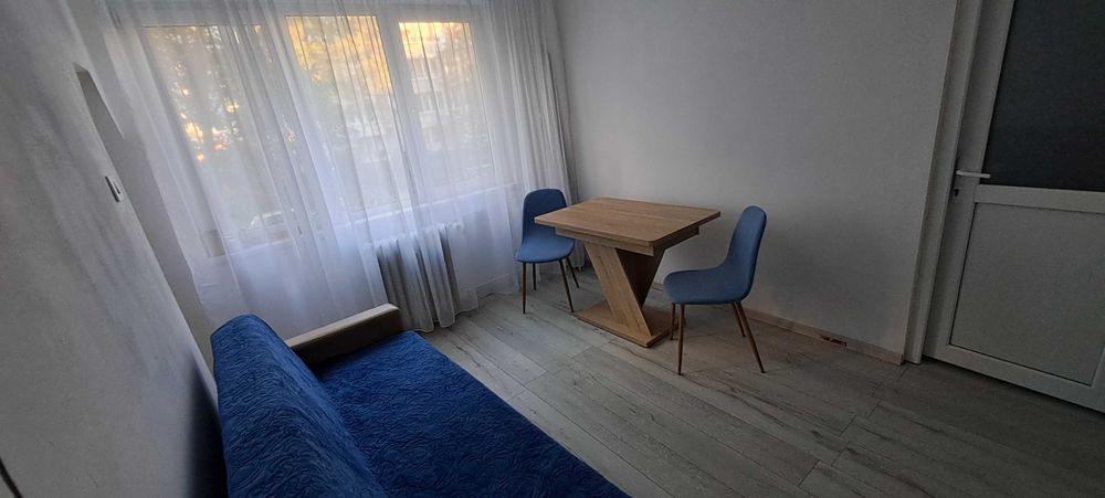 Închiriez apartament cu2 camere